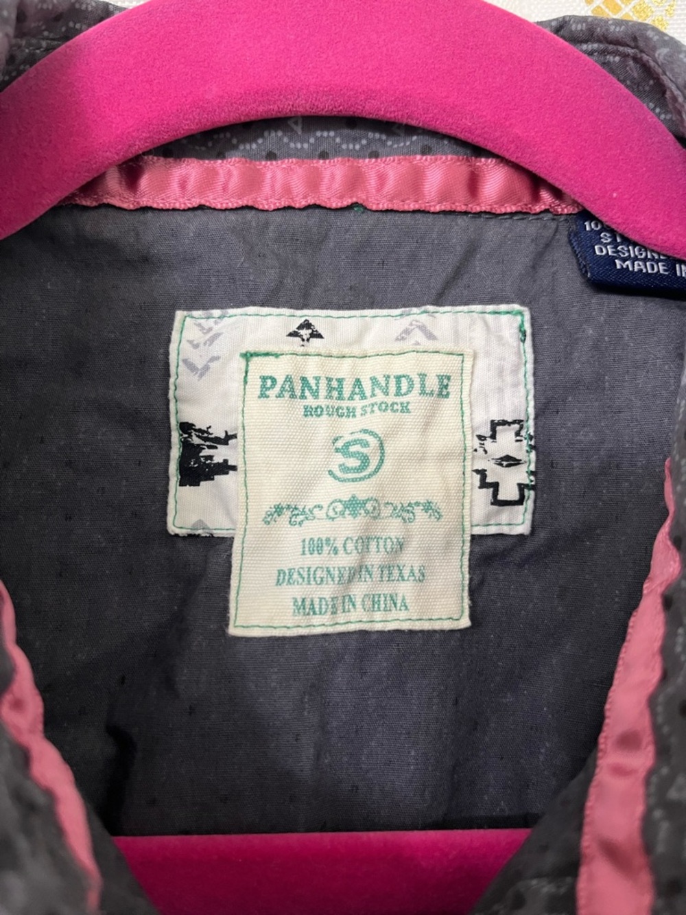 Panhandle Western Button-Up Shirt 100% Cotton, Gray with Embroidered Pink Detail - Picture 4 of 6